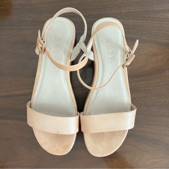 ABLE Larissa Leather Platform Sandals Vachetta Beige w Buckle Strappy Shoes Sz 6 - Picture 3 of 9